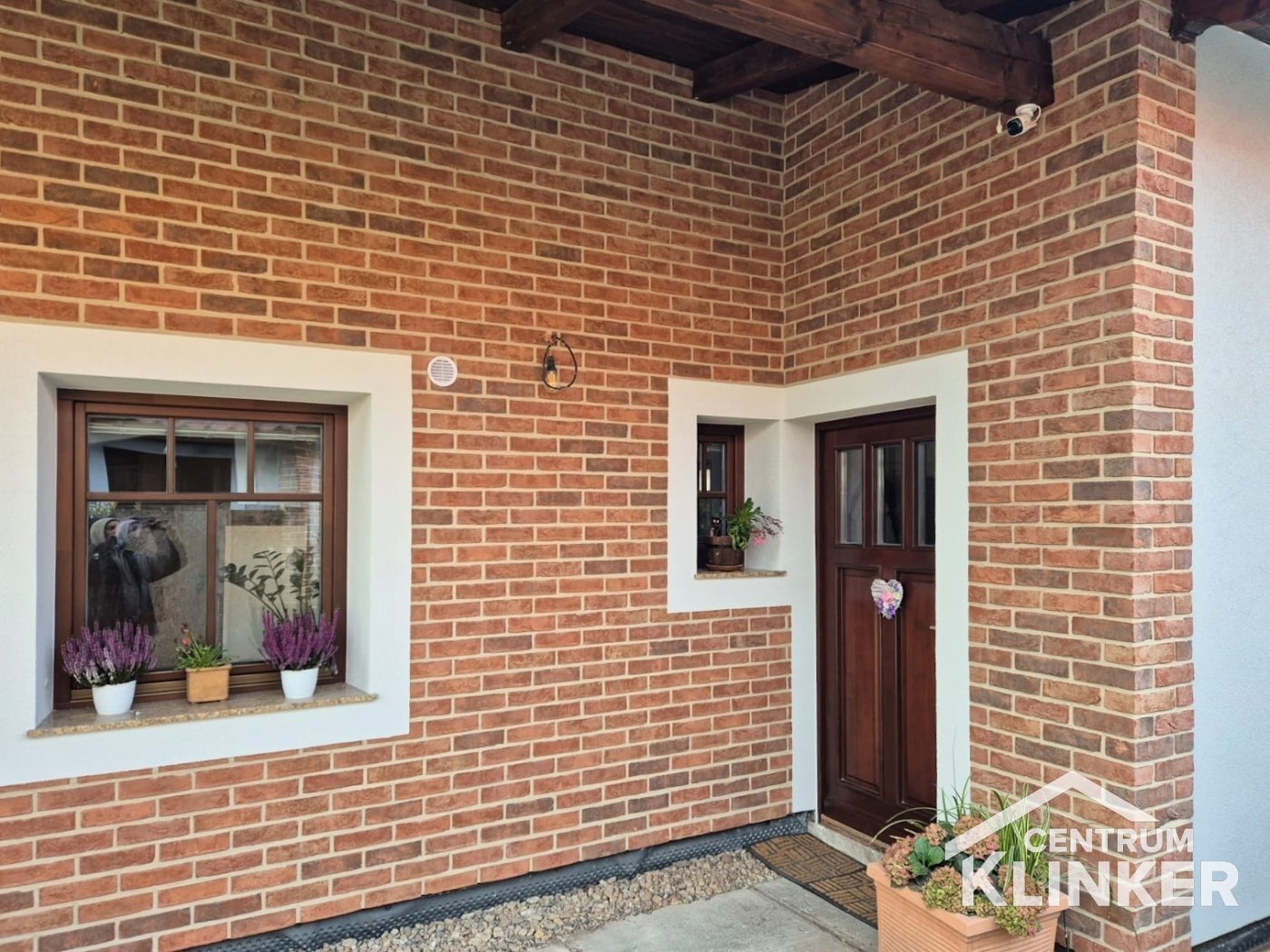 Cihlový obklad W.WDFP.Olm orme, bílobéžová spára Cihlový obklad W.WDFP.Olm orme, bílobéžová spára