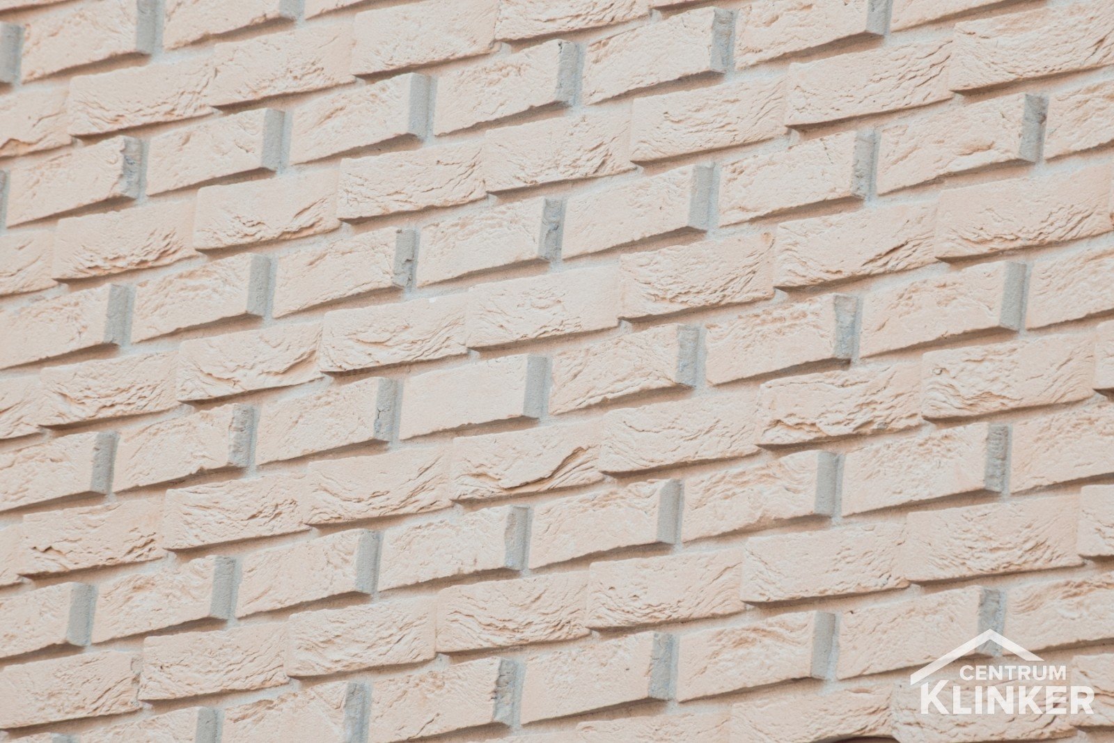 Domov pro seniory V Aleji Nový Bydžov, 3D prvek na fasádě, cihlové pásky Como Domov pro seniory V Aleji Nový Bydžov, 3D prvek na fasádě, cihlové pásky Como