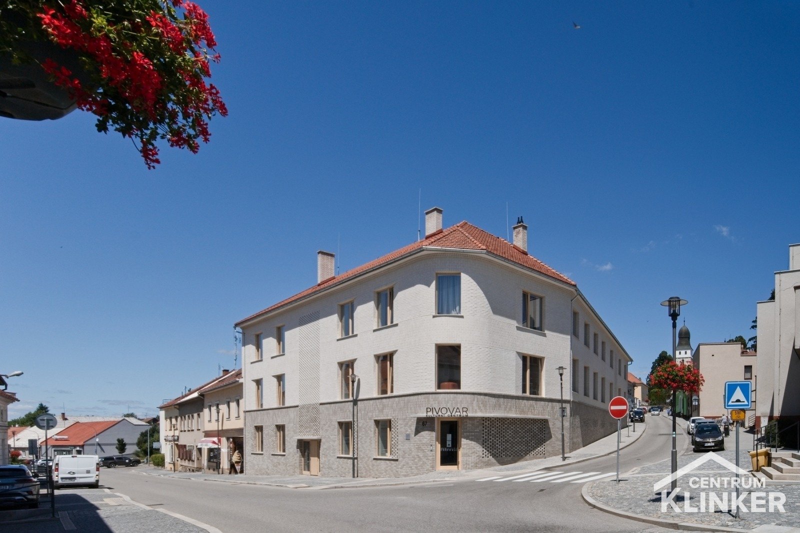 Knihovna Velká Bíteš, studio MAJAG, cihlová fasáda Aarhus perlweiss a Aarhus weissgrau Knihovna Velká Bíteš, studio MAJAG, cihlová fasáda Aarhus perlweiss a Aarhus weissgrau