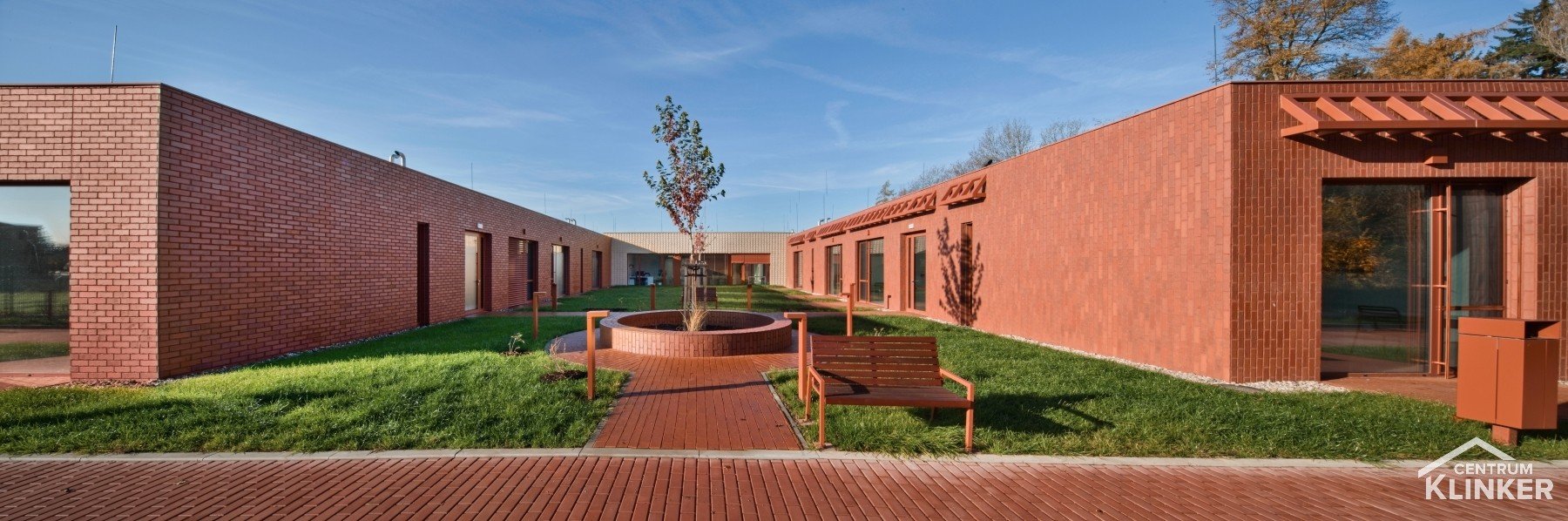 Domov pro seniory V Aleji Nový Bydžov, cihlová fasáda Clay land (HF40) Domov pro seniory V Aleji Nový Bydžov, cihlová fasáda Clay land (HF40)
