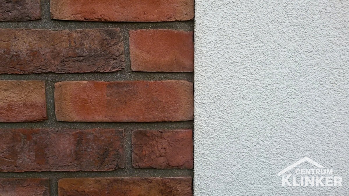 Detail řešení napojení cihlové obkladu a omítky Detail řešení napojení cihlové obkladu a omítky